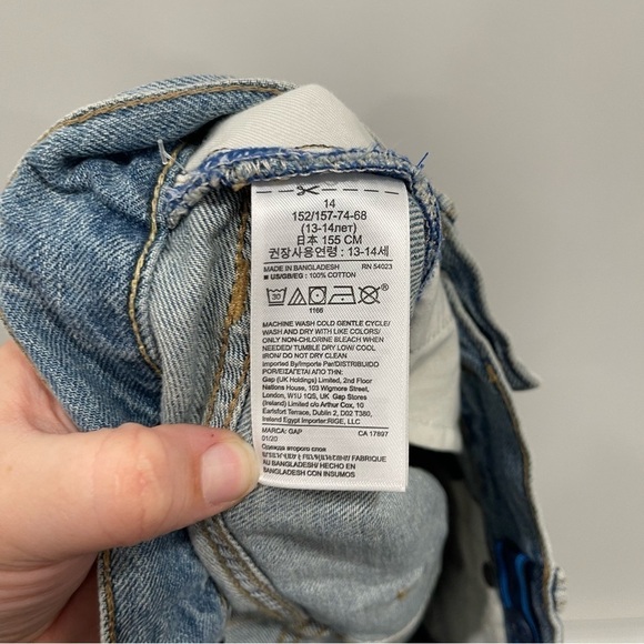 Gap 5 Pocket Light Wash Distressed Denim Shorts Size 14 Raw Hem - Picture 10 of 13